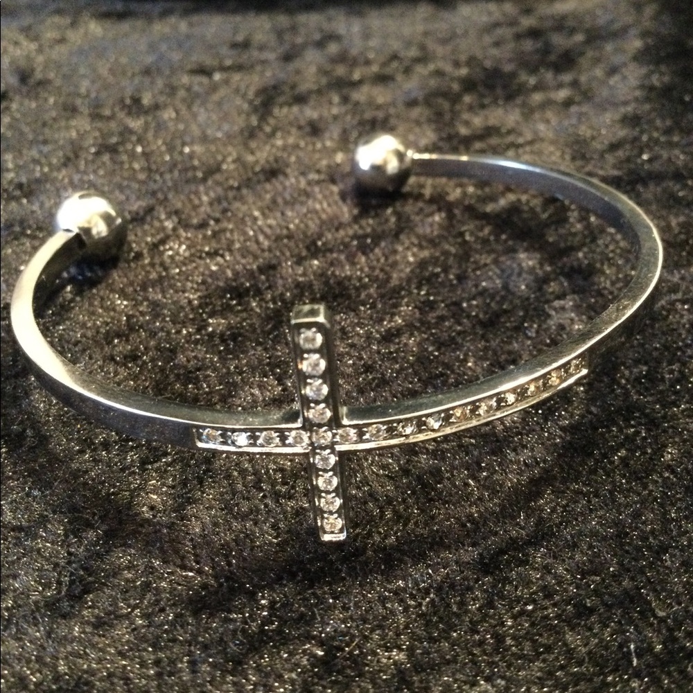 Crystal Cross Bangle